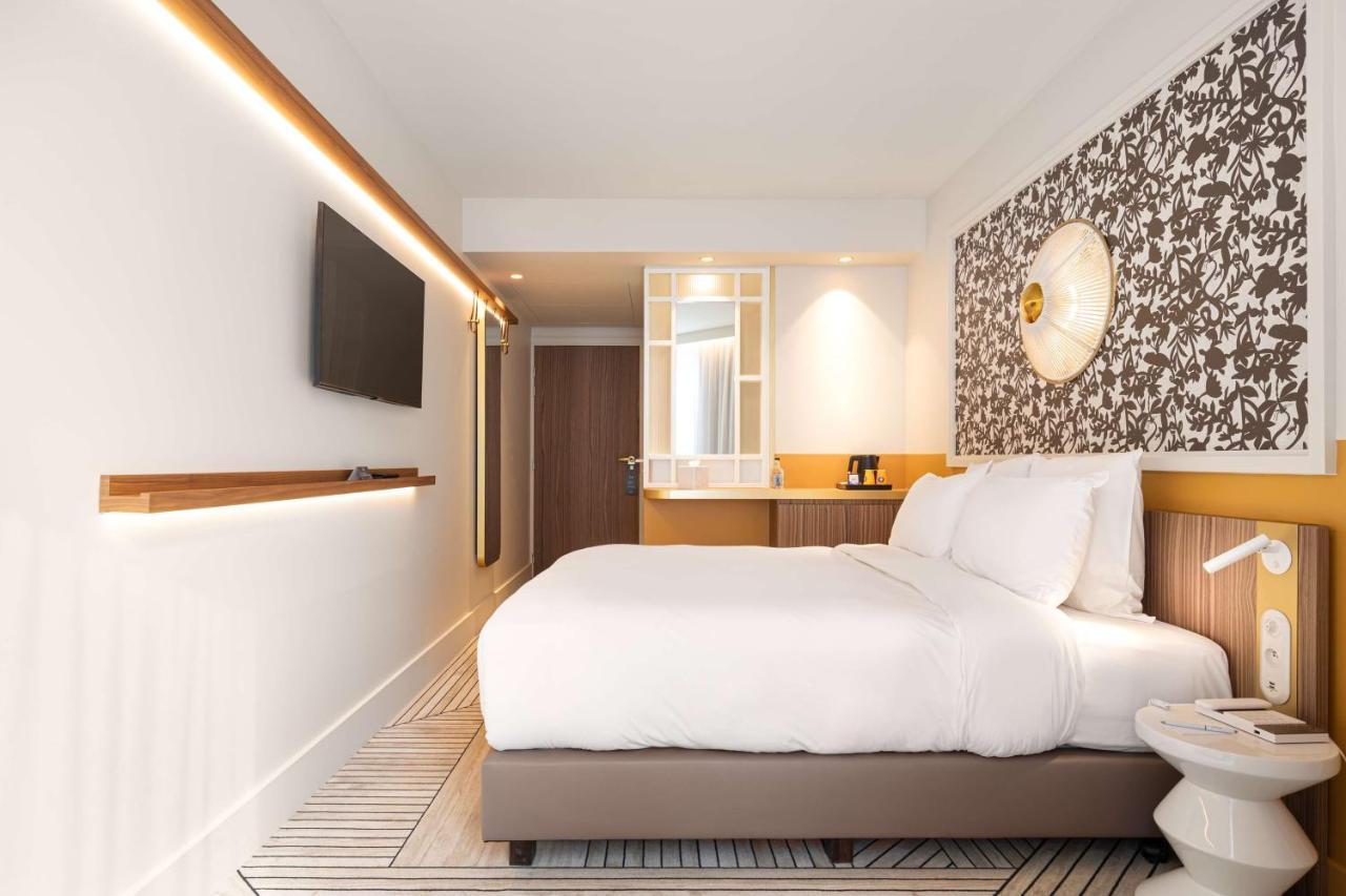 Hotel Yac Paris Clichy, A Member Of Radisson Individuals Bagian luar foto