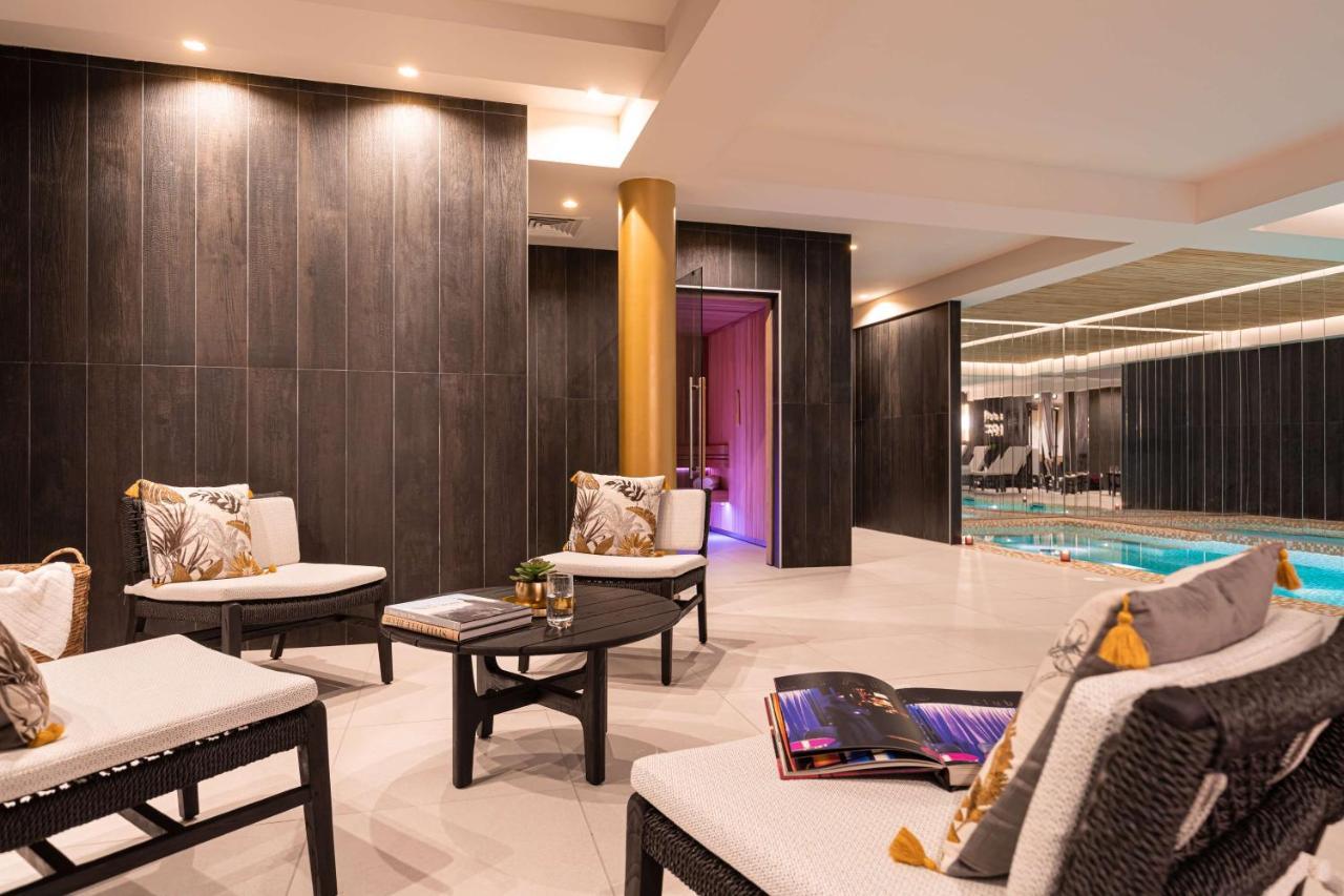 Hotel Yac Paris Clichy, A Member Of Radisson Individuals Bagian luar foto
