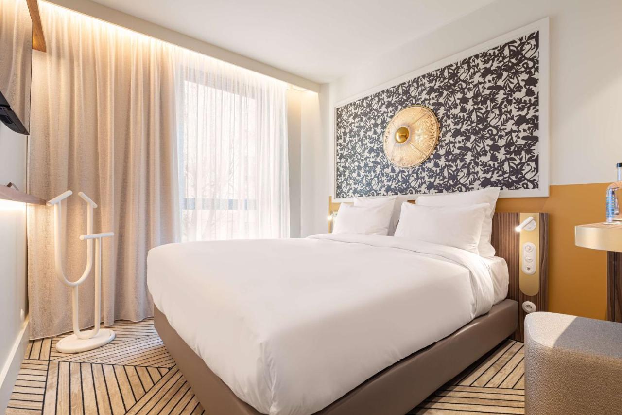 Hotel Yac Paris Clichy, A Member Of Radisson Individuals Bagian luar foto