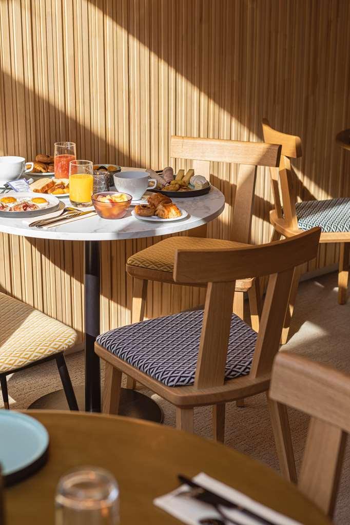 Hotel Yac Paris Clichy, A Member Of Radisson Individuals Bagian luar foto